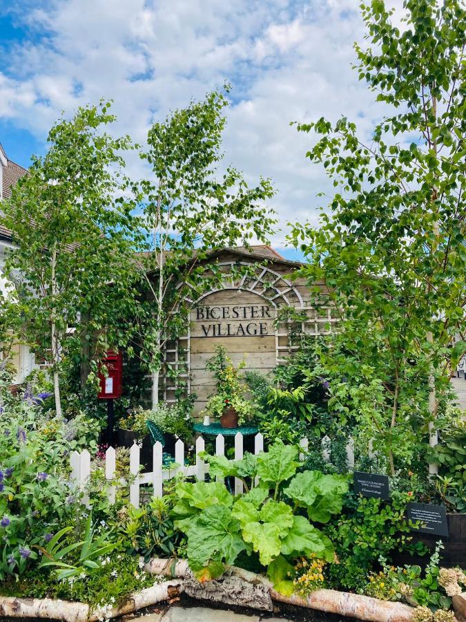Cozy Bicester Village Townhouse With Garden Exterior foto